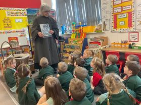 ‘Toy time with Nanny’ visit in Mrs Callaghan’s Class