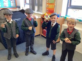 Children in the 1900s in Mrs Thompson’s class