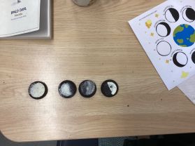 Year 5 Miss Gibson- Oreo Phases of the Moon challenge 🌒 