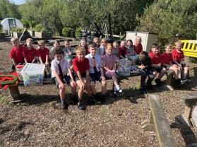 Mrs Murphy’s class release their butterflies in the sunshine 🦋☀️